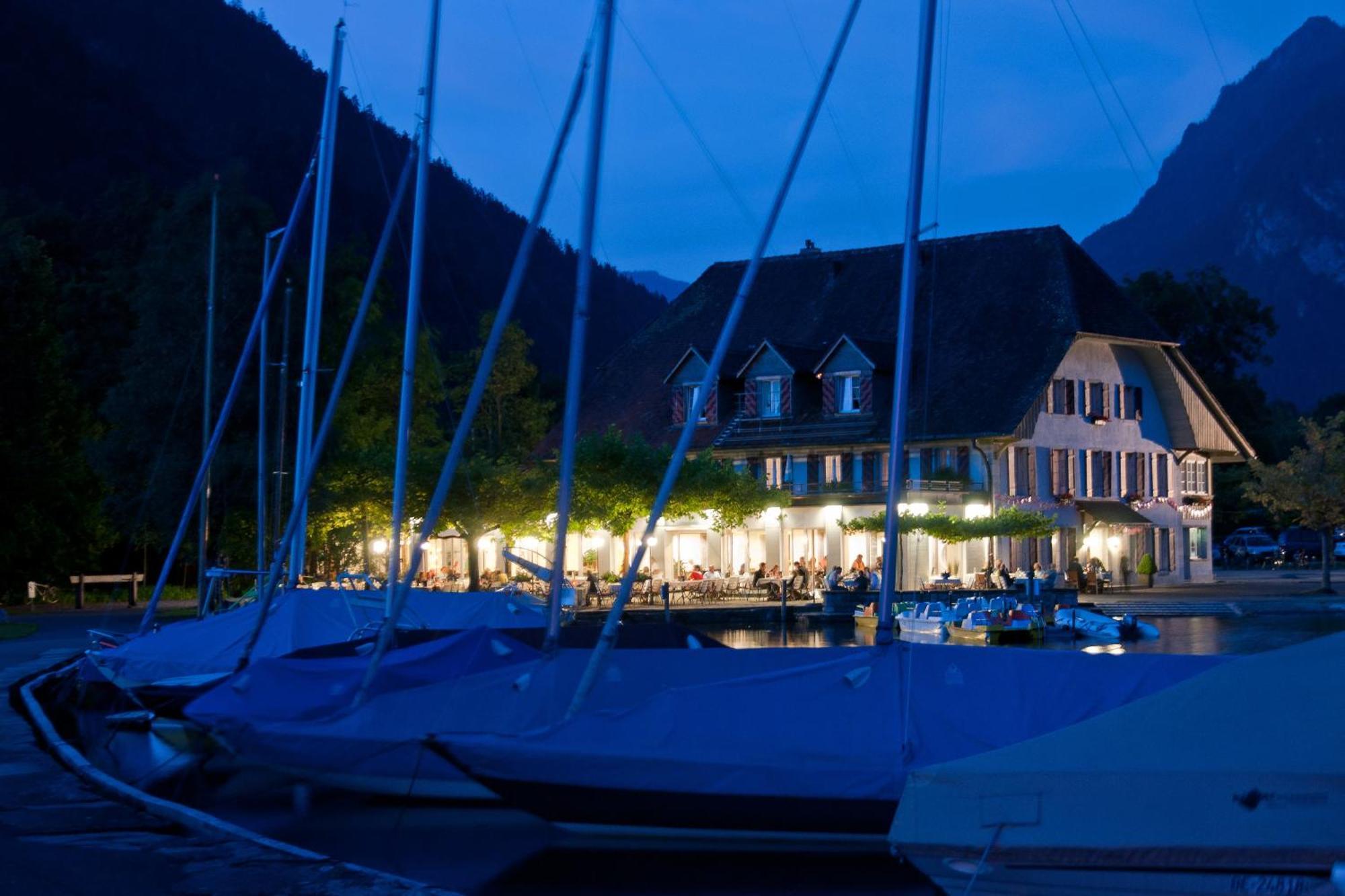 Neuhaus Golf- & Strandhotel Unterseen Extérieur photo